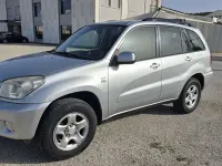 Usado Toyota RAV4 Luna 125 CV (91 kW) 2005 Gris SUV