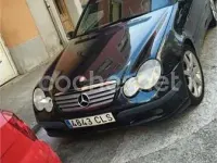 Usado Mercedes C230 197 CV (144 kW) 2001 Negro Berlina
