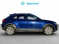 Usado VW T-Roc Advance 110 CV (80 kW) 2021 Azul SUV