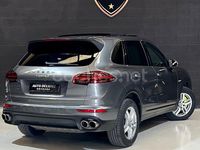 Usado Porsche Cayenne S E-Hybrid 416 CV (305 kW) 2016 Gris / plata SUV