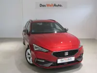 Usado Seat Leon FR 150 CV (110 kW) 2024 Rojo Familiar