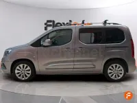 Usado Opel Combo Life Innovation 130 CV (95 kW) 2019 Gris / plata Monovolumen