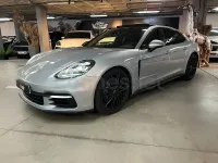 Usado Porsche Panamera 4S Diesel 422 CV (310 kW) 2019 Gris / plata Utilitario