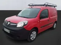 Usado Renault Kangoo 44 kW (60 CV) 2022 Rojo Monovolumen