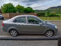 Usado Chevrolet Aveo LS 101 CV (74 kW) 2010 Gris / plata Berlina