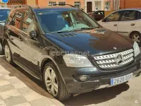 Usado Mercedes ML350 272 CV (200 kW) 2005 Negro SUV