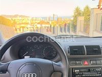 Usado Audi A3 Ambiente 125 CV (91 kW) 2000 Gris / plata Utilitario