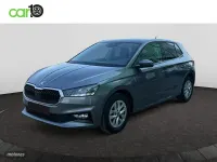 Usado Skoda Fabia Selection 95 CV (69 kW) 2025 Gris Utilitario