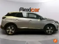 Usado Peugeot 3008 Allure 130 CV (95 kW) 2023 Gris SUV