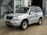 Usado Suzuki Grand Vitara 95 CV (69 kW) 2005 Plateado SUV