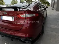 Usado Ford Mondeo Titanium 180 CV (132 kW) 2015 Granate Berlina