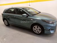Usado Kia Ceed 120 CV (88 kW) 2023 Verde Utilitario