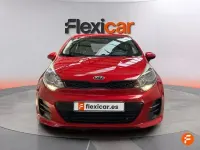 Usado Kia Rio 84 CV (61 kW) 2017 Rojo