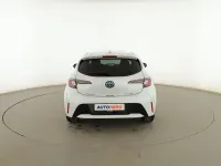 Usado Toyota Corolla Style 122 CV (89 kW) 2023 Blanco Berlina