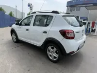 Usado Dacia Sandero Stepway 90 CV (66 kW) 2014 Blanco Berlina