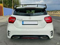 Usado Mercedes A180 AMG line 122 CV (89 kW) 2017 Blanco Berlina