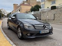 Usado Mercedes C220 Avantgarde 170 CV (125 kW) 2009 Gris / plata Berlina