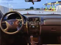 Usado Mazda 626 Sportive 110 CV (80 kW) 2002 Blanco Berlina