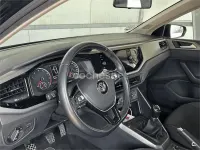 Usado VW Polo Advance 95 CV (69 kW) 2018 Negro Utilitario