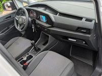 Usado VW Caddy 122 CV (89 kW) 2022 Blanco Monovolumen