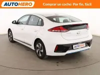 Usado Hyundai Ioniq 141 CV (103 kW) 2017 Blanco Utilitario