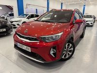 Usado Kia Stonic 100 CV (73 kW) 2021 Granate SUV
