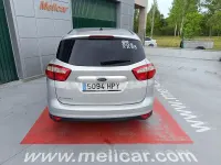 Usado Ford C-MAX Trend 95 CV (69 kW) 2013 Gris / plata Monovolumen