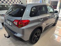 Usado Suzuki Vitara 140 CV (102 kW) 2016 Gris / plata SUV