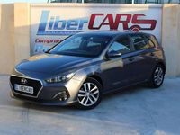 Usado Hyundai i30 120 CV (88 kW) 2019 Gris Utilitario