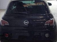 Usado Opel Adam Glam 87 CV (63 kW) 2013 Negro Utilitario