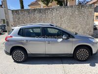 Usado Peugeot 2008 Active 92 CV (67 kW) 2014 Gris / plata SUV