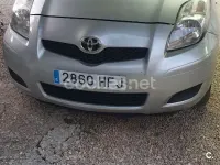 Brugt Toyota Yaris Live 69 HK (50 kW) 2011 Hvid Hatchback