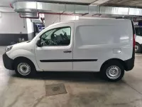 Usado Renault Kangoo 79 CV (58 kW) 2021 Blanco Monovolumen