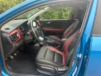 Usado Kia Rio Sport 101 CV (74 kW) 2022 Azul Berlina