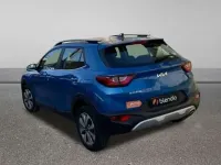 Usado Kia Stonic 84 CV (61 kW) 2023 Azul SUV