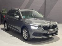 Usado Skoda Kamiq Ambition 110 CV (80 kW) 2022 Gris SUV