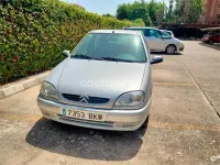 Usado Citroën Saxo 58 CV (42 kW) 2001 Gris / plata Utilitario
