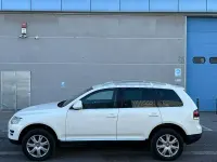 Usado VW Touareg 240 CV (176 kW) 2008 Beige SUV