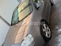 Usado VW Golf IV Highline 140 CV (102 kW) 2006 Gris / plata Berlina