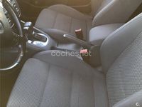 Usado VW Golf V Highline 160 CV (117 kW) 2009 Rojo Familiar