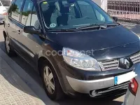 Usado Renault Scenic E-Tech Dynamique 130 CV (95 kW) 2006 Negro Monovolumen