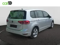 Usado VW Touran Business 122 CV (89 kW) 2021 Gris / plata Monovolumen