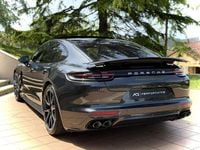 Usado Porsche Panamera Turbo S 680 CV (500 kW) 2020 Gris Berlina
