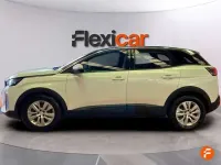 Usado Peugeot 3008 Active 131 CV (96 kW) 2021 Blanco SUV