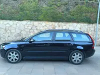 Usado Volvo V50 Momentum 136 CV (100 kW) 2007 Negro Familiar