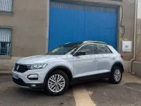 Usado VW T-Roc Advance 115 CV (84 kW) 2019 Gris / plata SUV