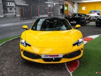 Usado Ferrari 296 830 CV (610 kW) 2024 Amarillo Coupe