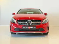 Usado Mercedes A180 Urban 122 CV (89 kW) 2016 Rojo Berlina