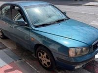 Usado Hyundai Elantra GLS 107 CV (78 kW) 2001 Verde Berlina