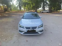 Usado Seat Leon ST FR 125 CV (91 kW) 2018 Blanco Familiar